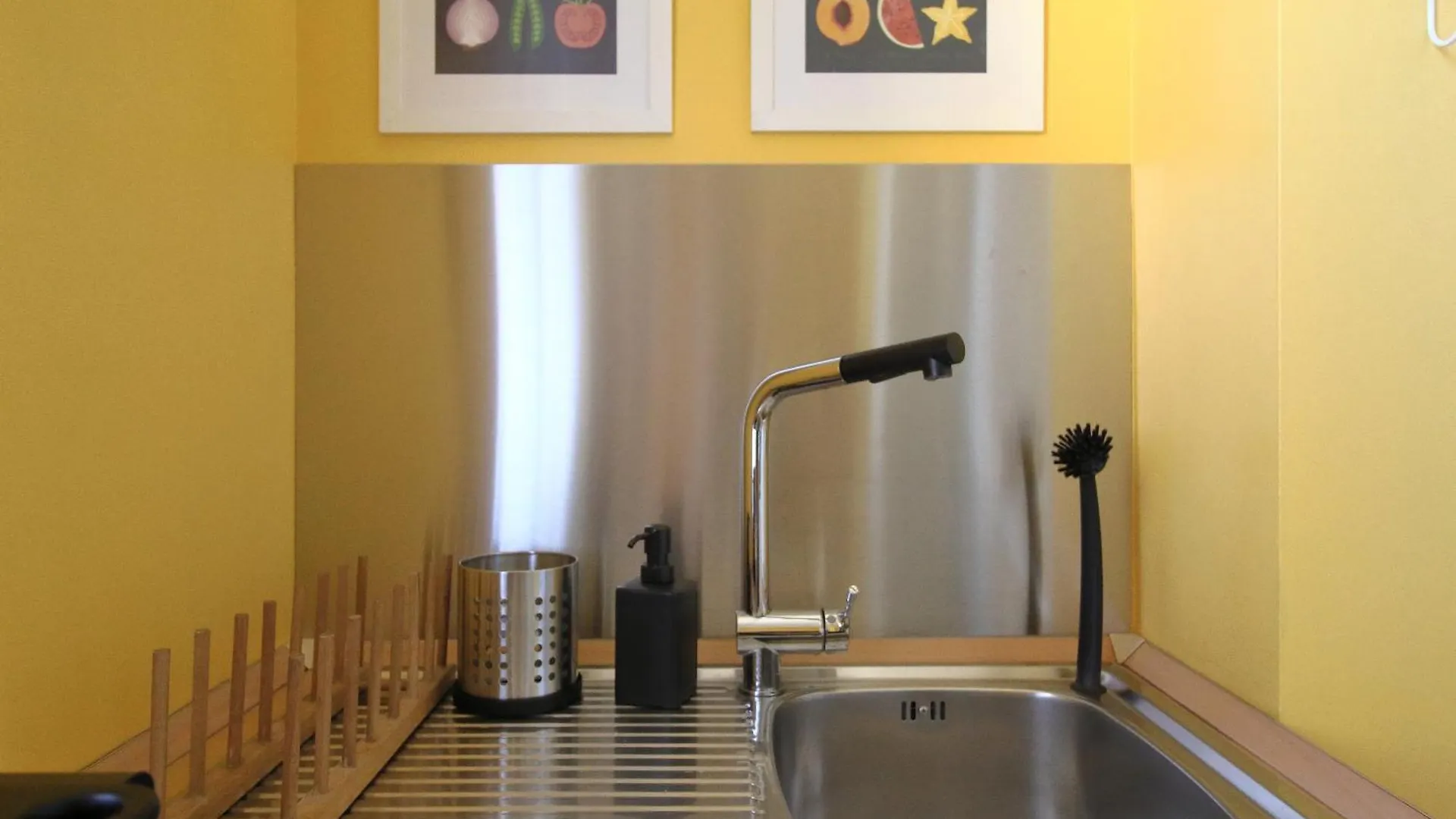Apartment Casa Gibi - Your Home From Home Milan Italy